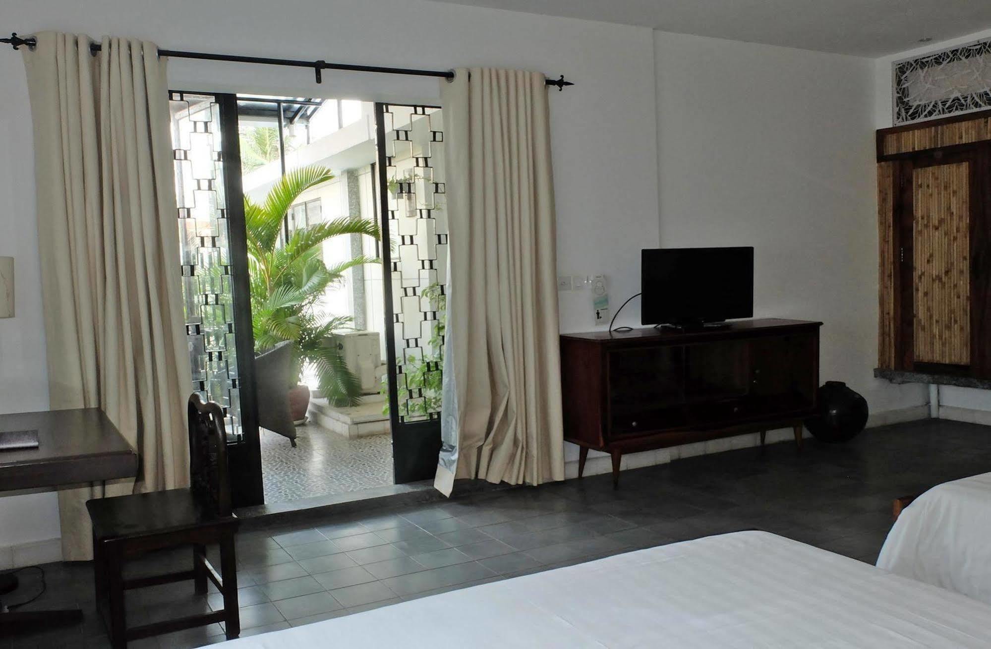 The Sangkum Hotel Phnom Penh Dış mekan fotoğraf