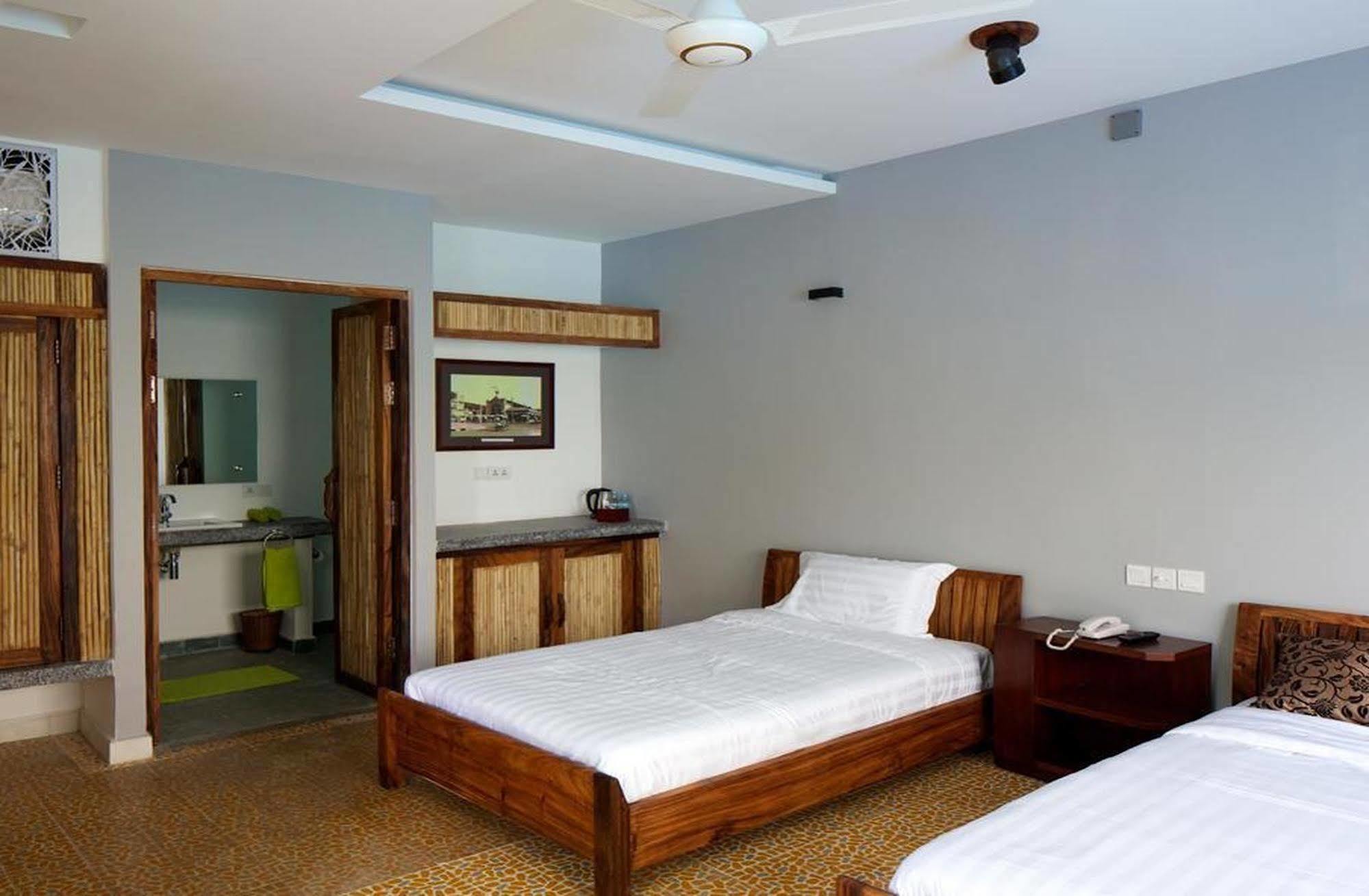 The Sangkum Hotel Phnom Penh Dış mekan fotoğraf